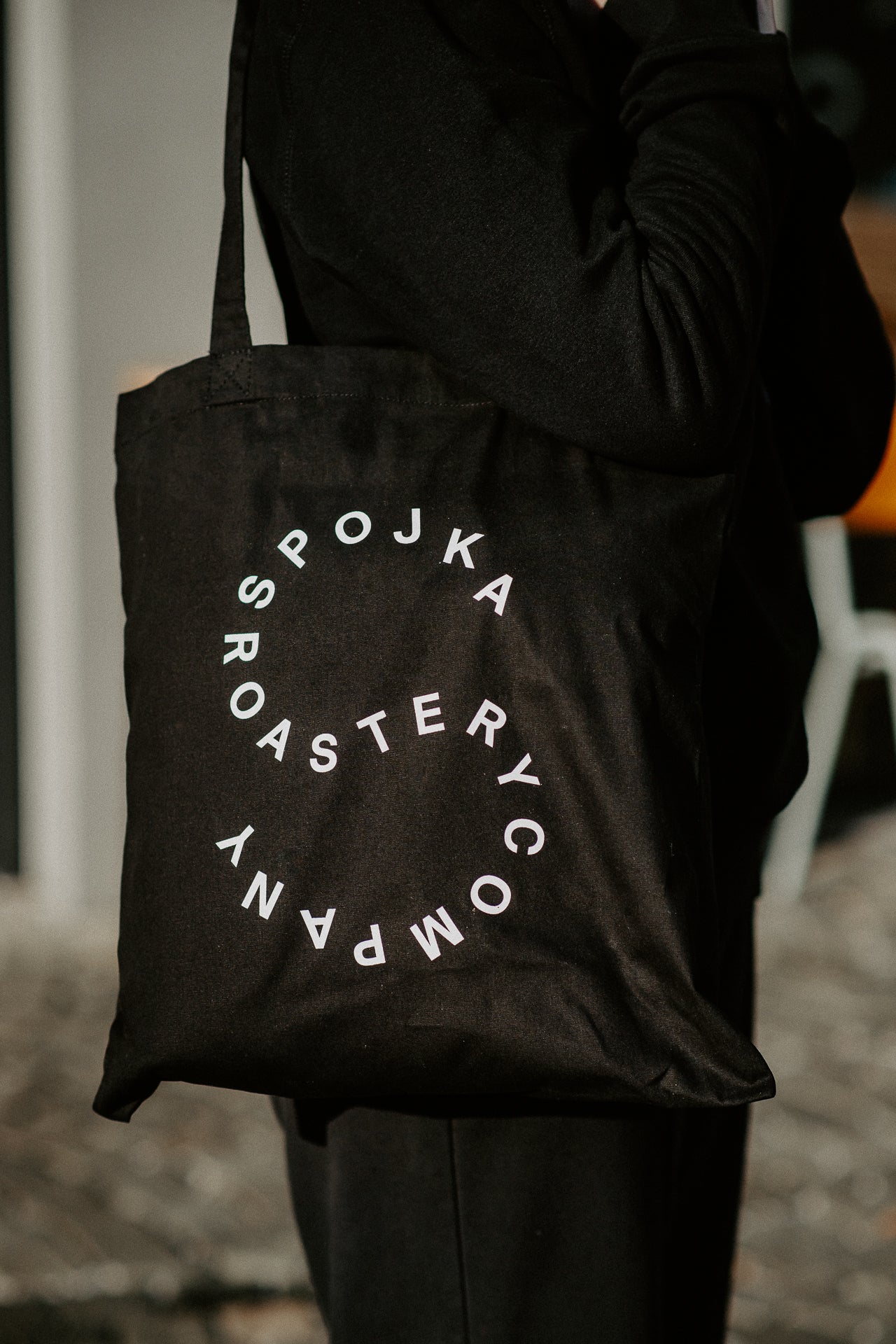 Tote bag